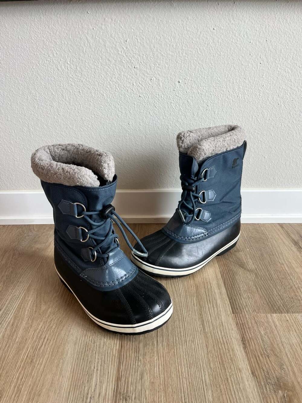 Sorel, Yoot Pac Nylon Waterproof Winter Boots, Navy Blue, Fur Lined Top, 5Y/6.5W